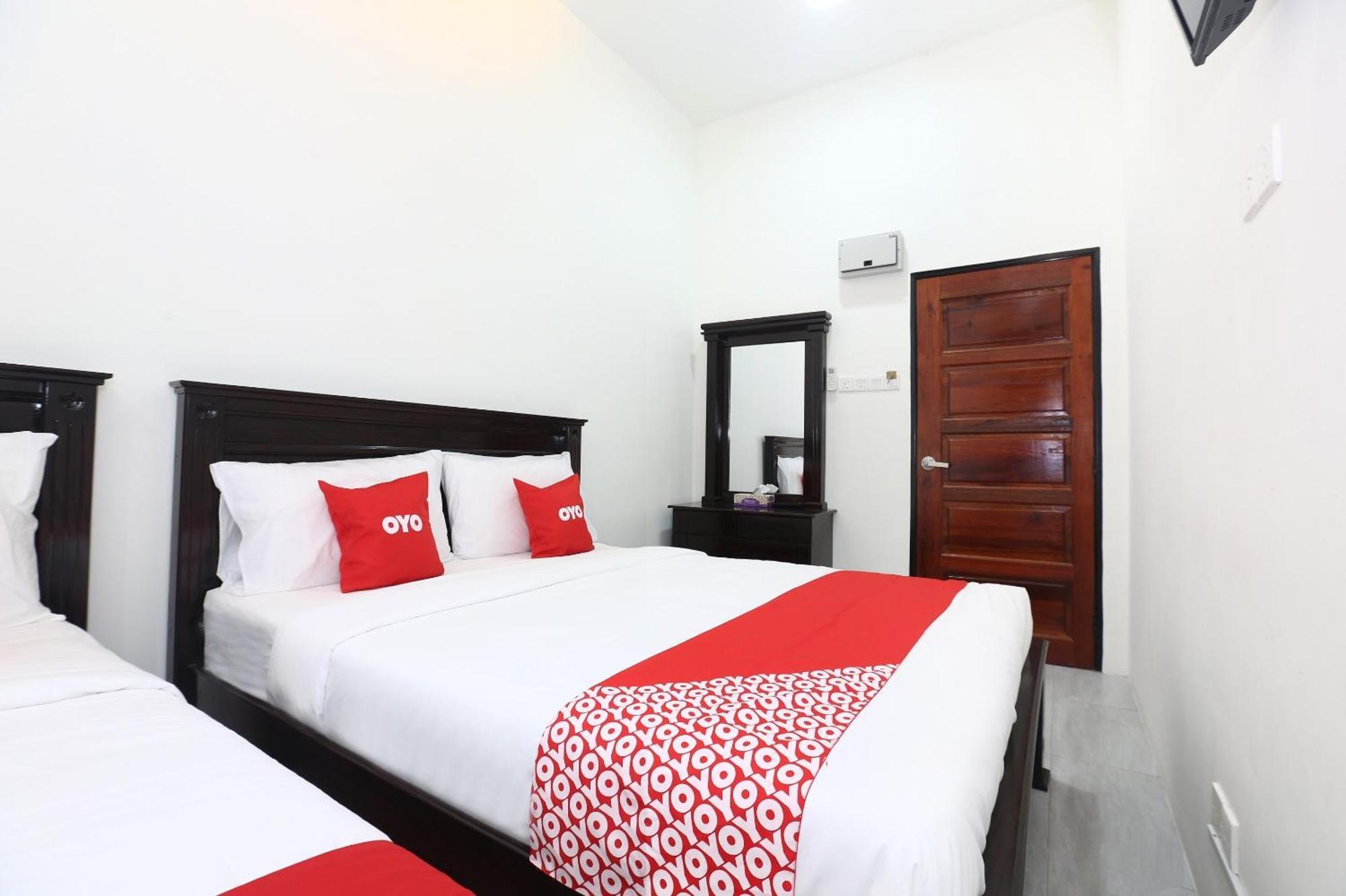 Super Oyo 89678 Ady Hotel Kuala Terengganu Ngoại thất bức ảnh